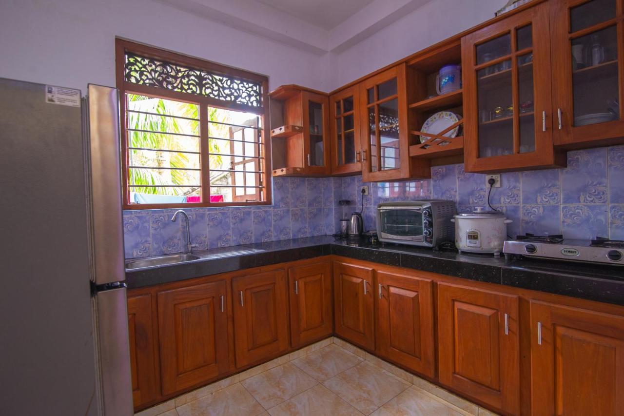 Mountain Gem Villa Хиккадува Экстерьер фото