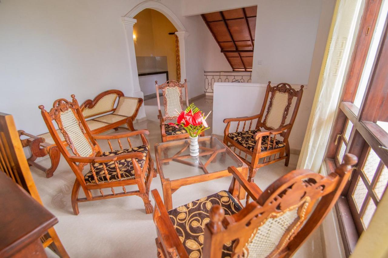 Mountain Gem Villa Хиккадува Экстерьер фото